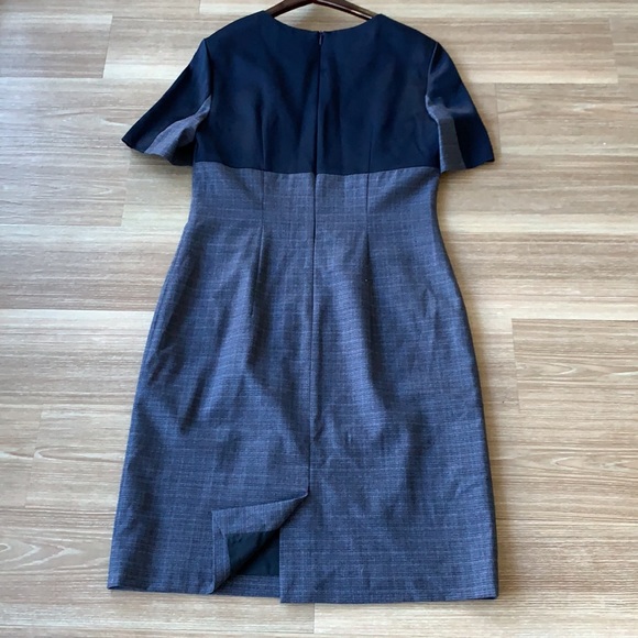 Hugo boss made in Portugal size 8 textured short sleeve crew neck sheath dress - Picture 5 of 17